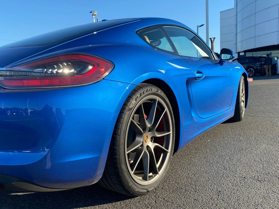 2016 Porsche 981 Cayman GTS - Image 3 of 28