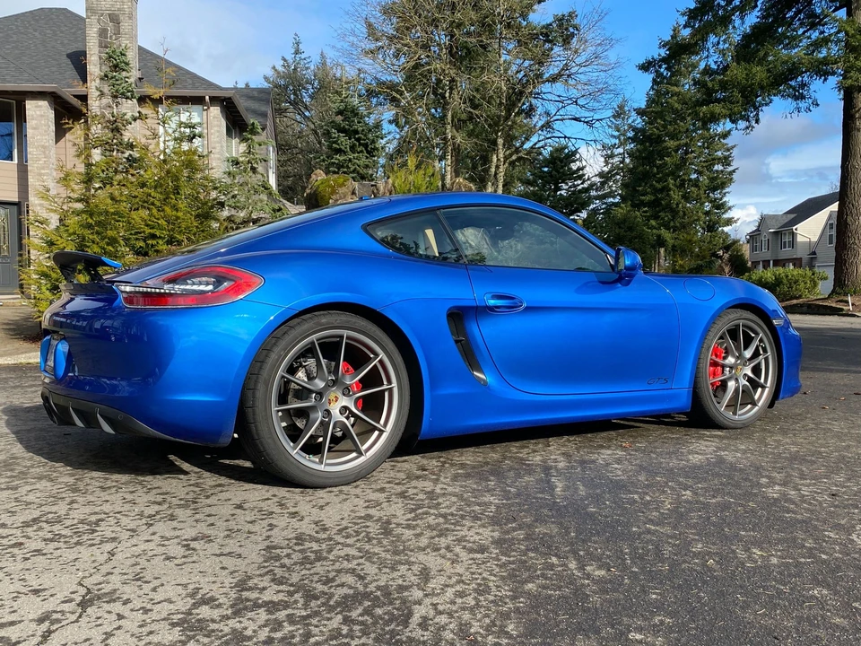 2016 Porsche 981 Cayman GTS - Image 23 of 28