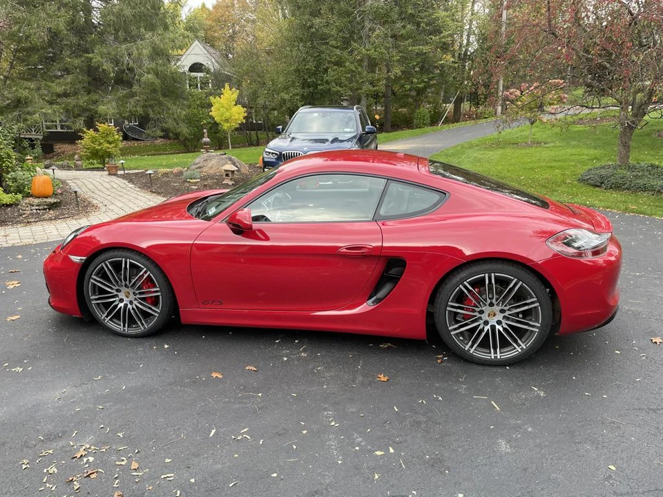 2016 Porsche 981 Cayman GTS - Image 10 of 31
