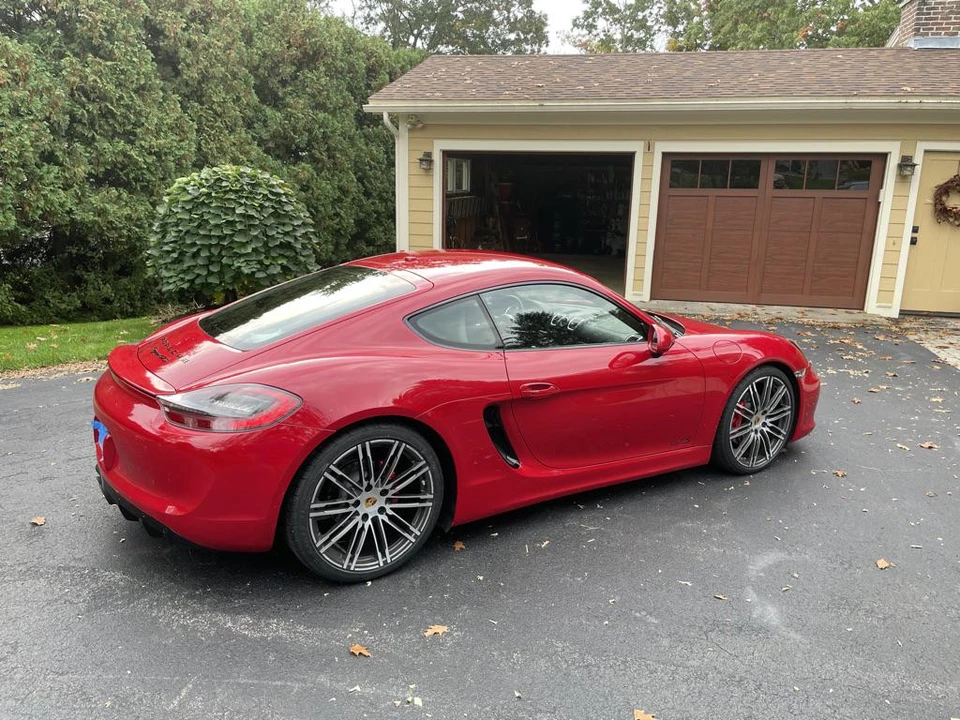 2016 Porsche 981 Cayman GTS - Image 14 of 31