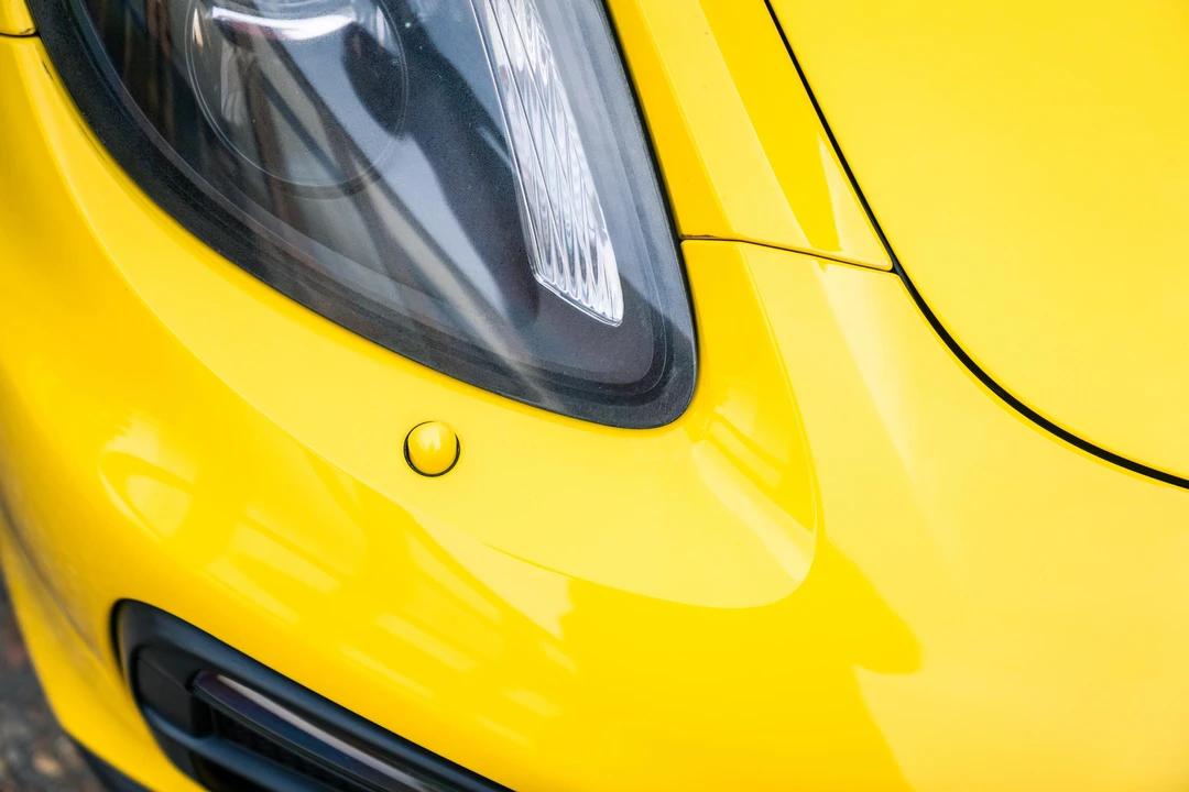 2016 Porsche 981 Cayman - Image 17 of 31