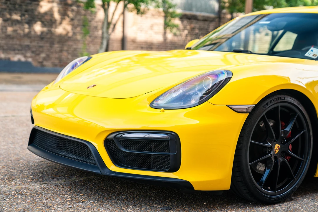 2016 Porsche 981 Cayman - Image 28 of 31