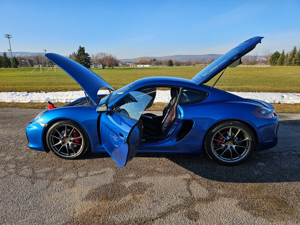 2016 Porsche 981 Cayman GTS - Image 13 of 31