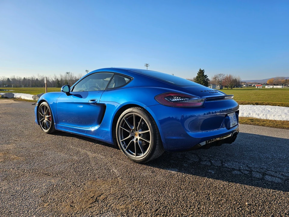 2016 Porsche 981 Cayman GTS - Image 14 of 31