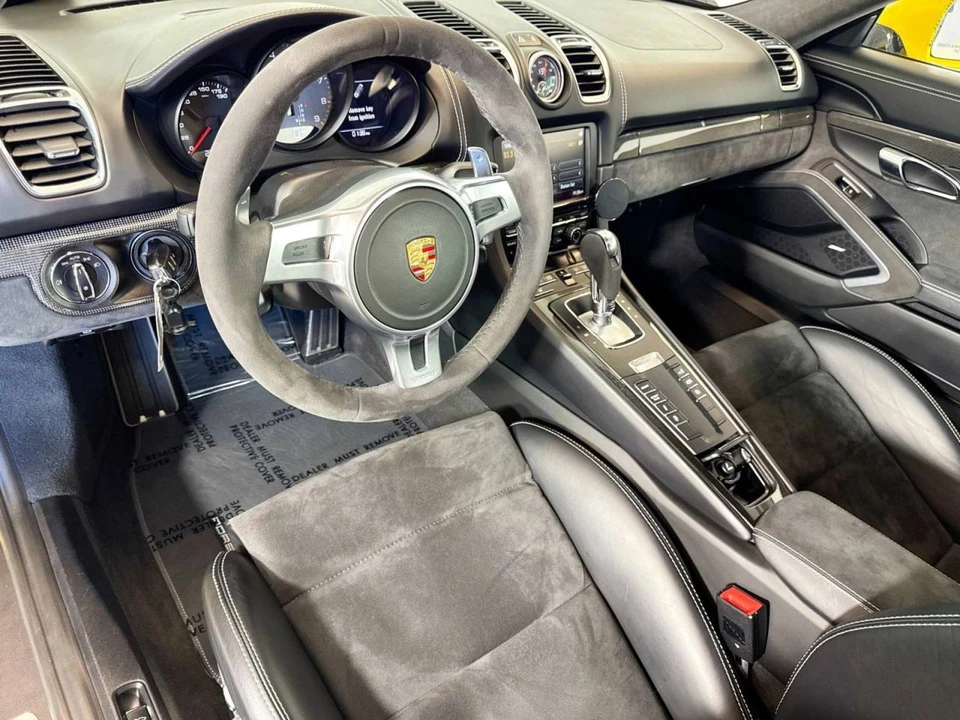2016 Porsche 981 Cayman GTS - Image 4 of 5