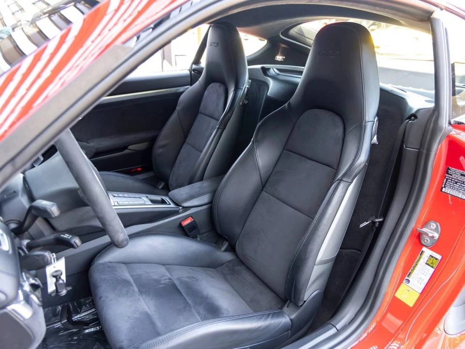 2016 Porsche 981 Cayman GTS - Image 5 of 5