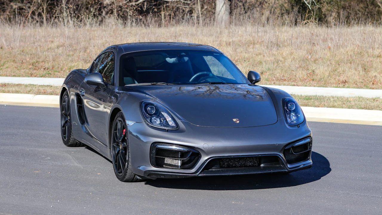 2016 Porsche 981 Cayman GTS - Image 3 of 31