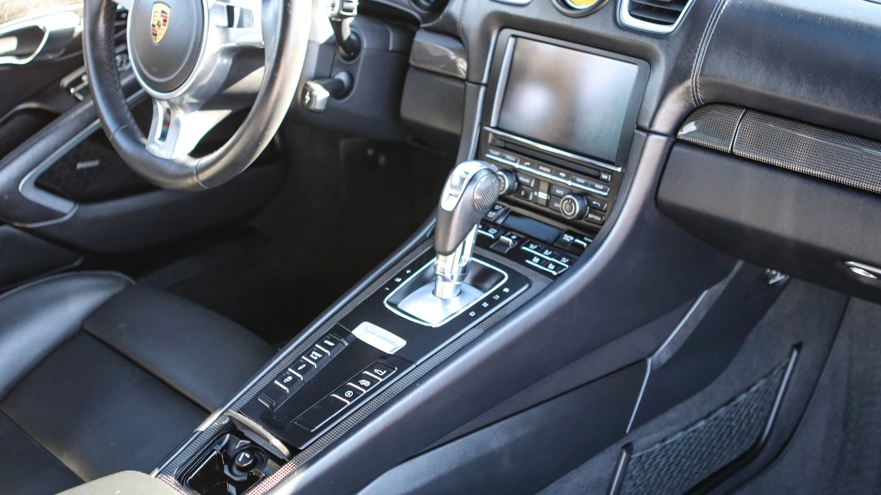 2016 Porsche 981 Cayman GTS - Image 22 of 31