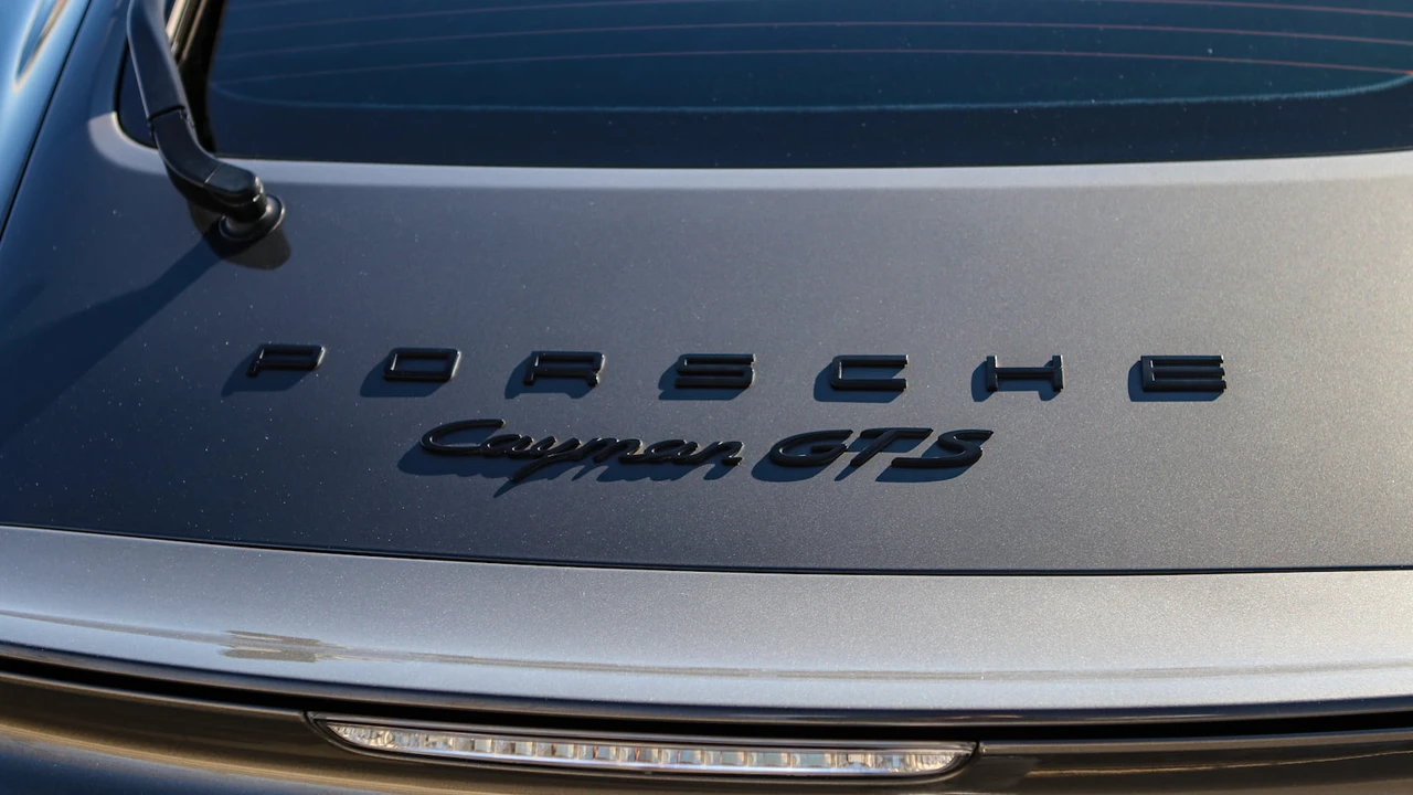 2016 Porsche 981 Cayman GTS - Image 26 of 31
