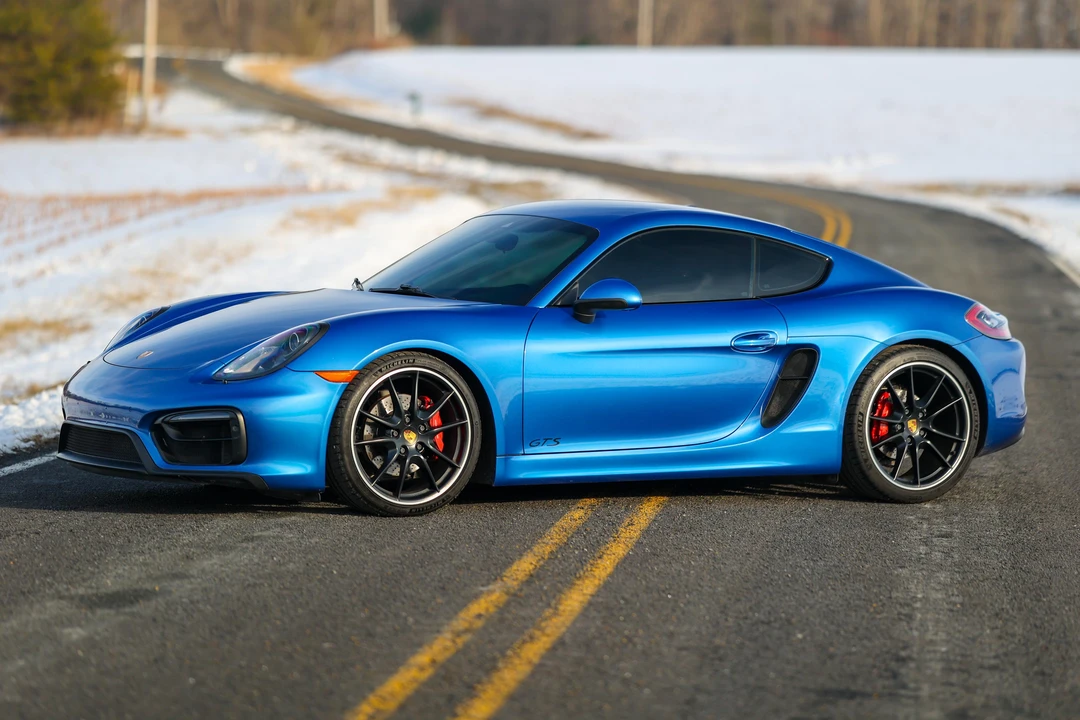 2016 Porsche 981 Cayman GTS - Image 9 of 31