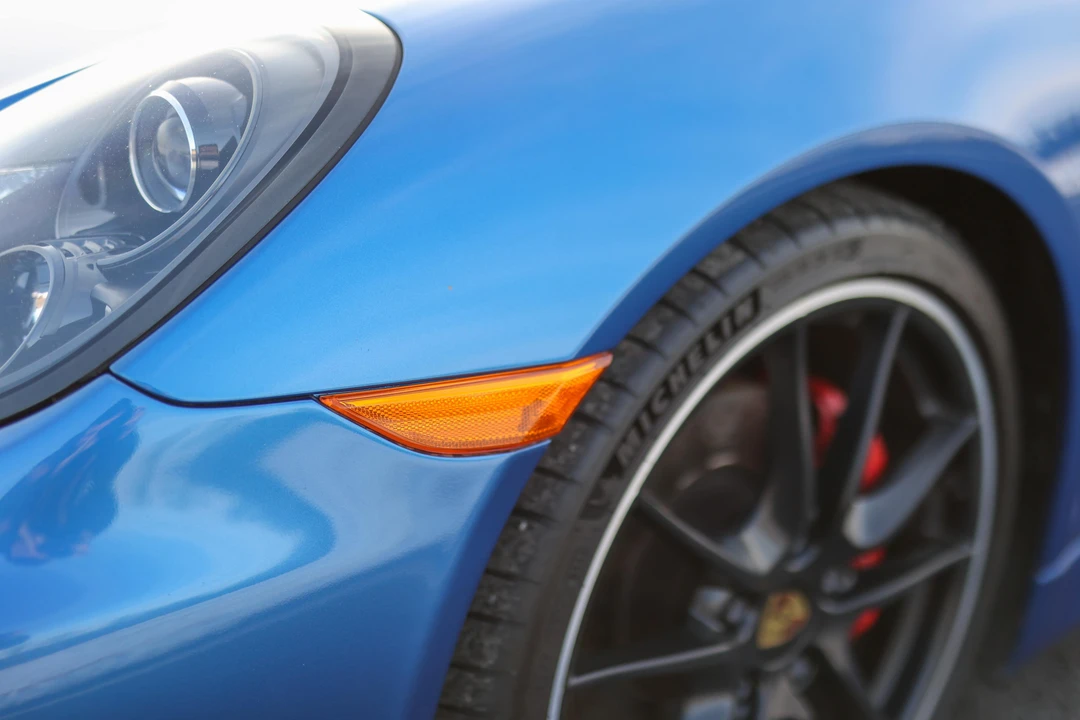 2016 Porsche 981 Cayman GTS - Image 25 of 31