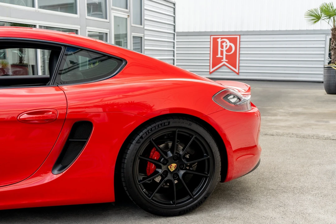 2016 Porsche 981 Cayman GTS - Image 4 of 31