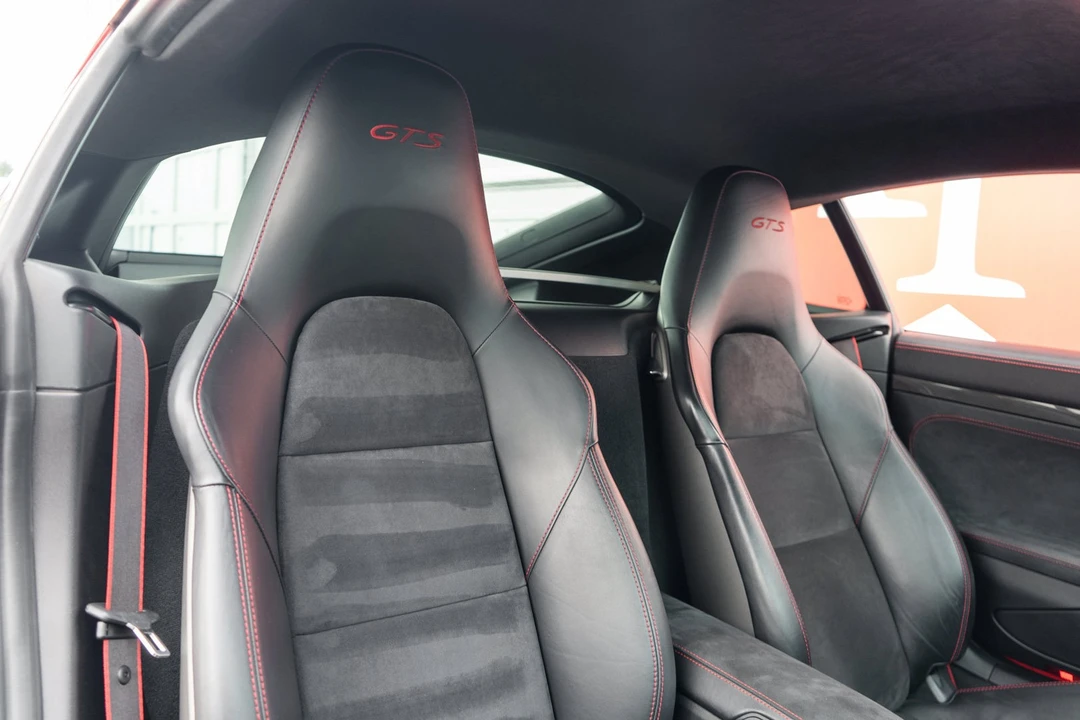 2016 Porsche 981 Cayman GTS - Image 27 of 31