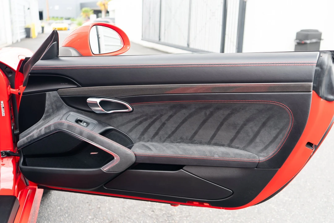 2016 Porsche 981 Cayman GTS - Image 25 of 31