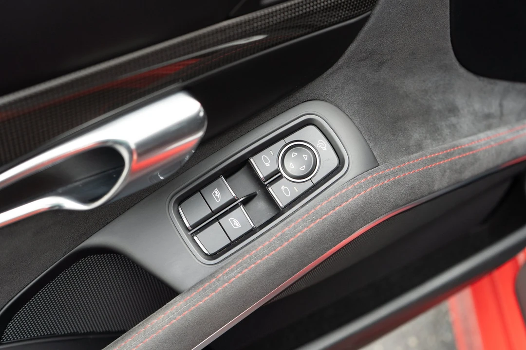 2016 Porsche 981 Cayman GTS - Image 10 of 31