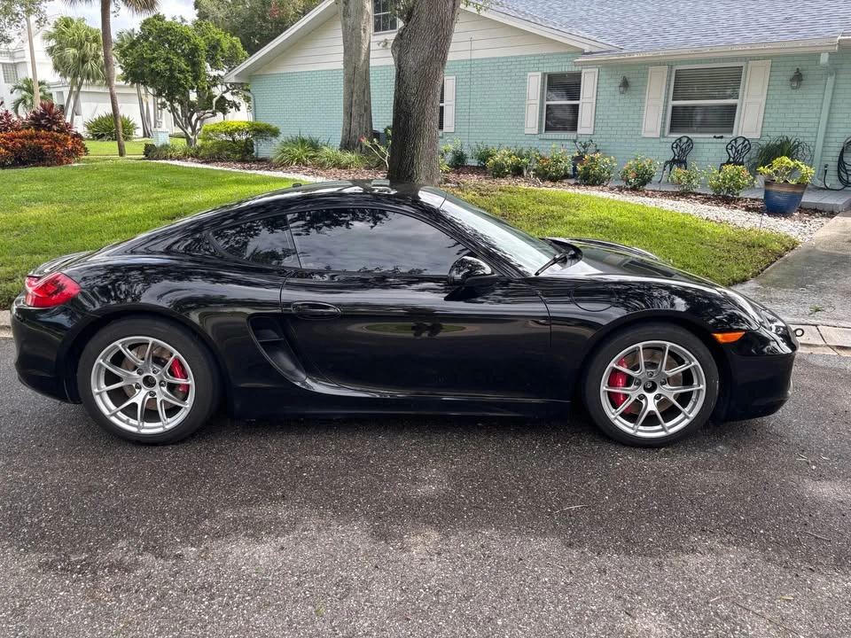 2016 Porsche 981 Cayman - Image 2 of 20
