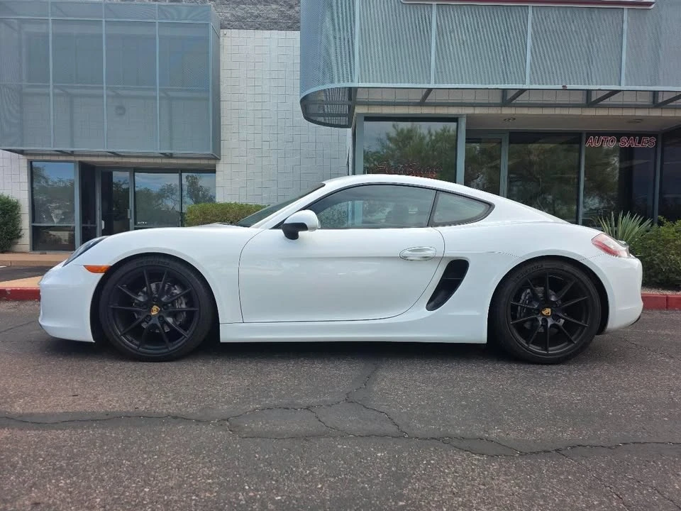 2016 Porsche 981 Cayman - Image 2 of 9