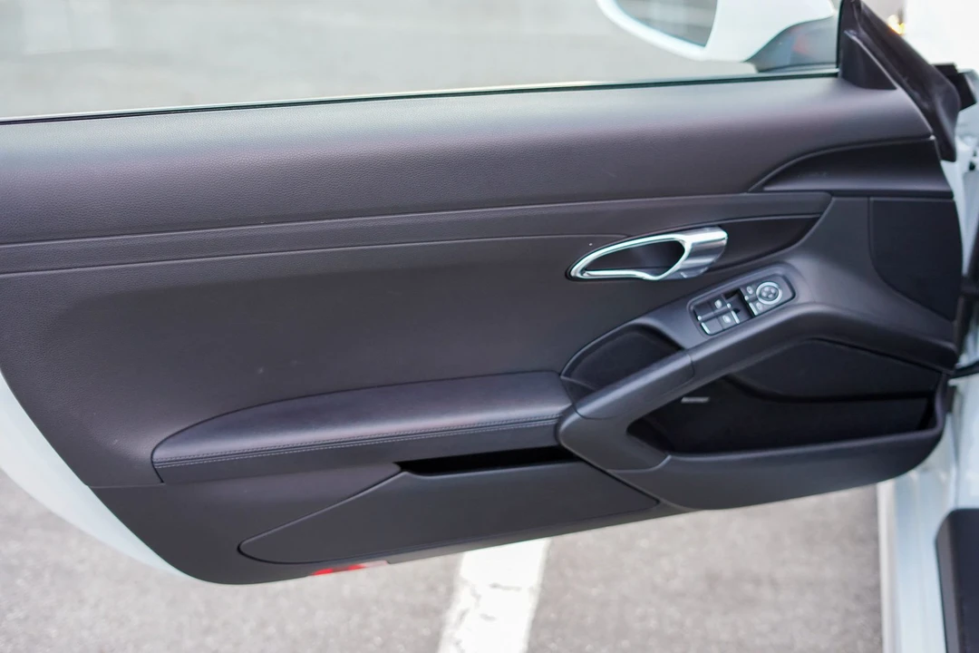 2016 Porsche 981 Cayman S - Image 15 of 22