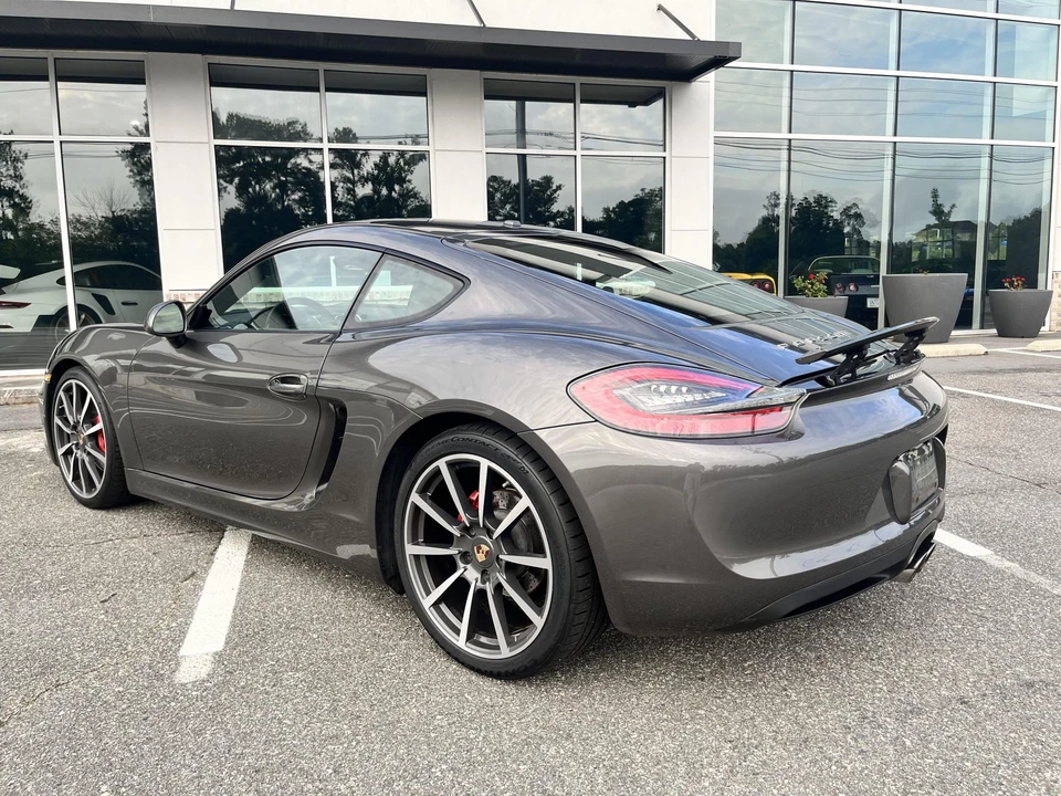 2016 Porsche 981 Cayman S - Image 17 of 31