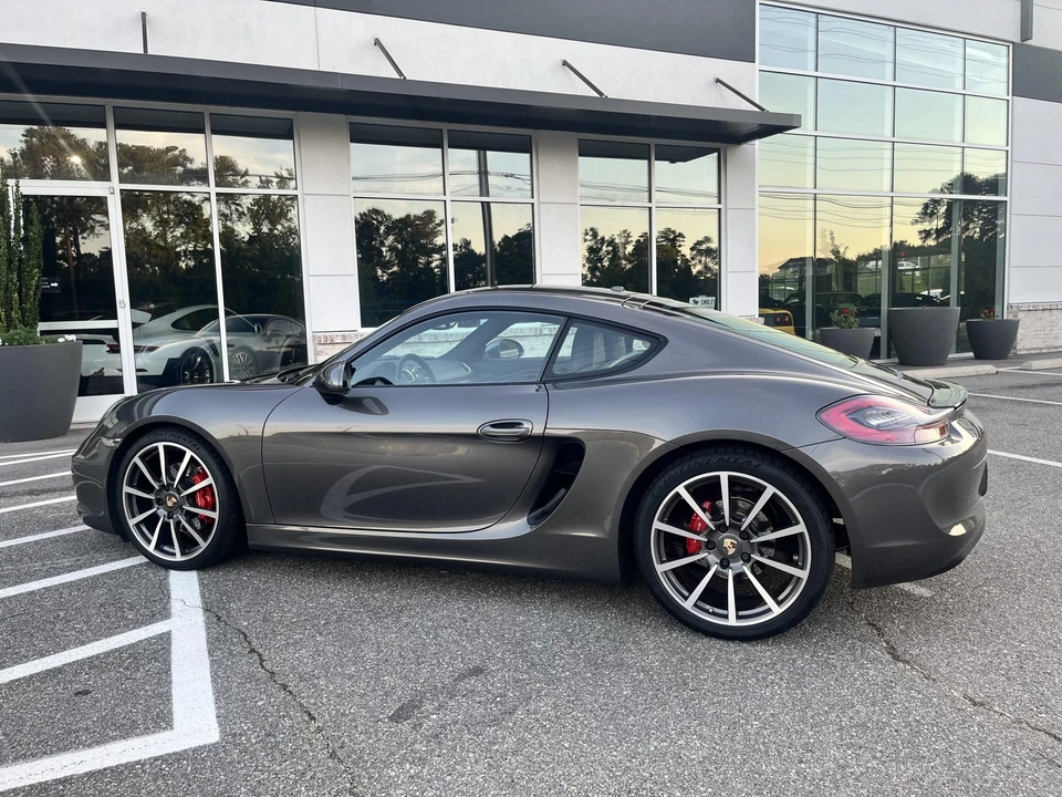 2016 Porsche 981 Cayman S - Image 11 of 31