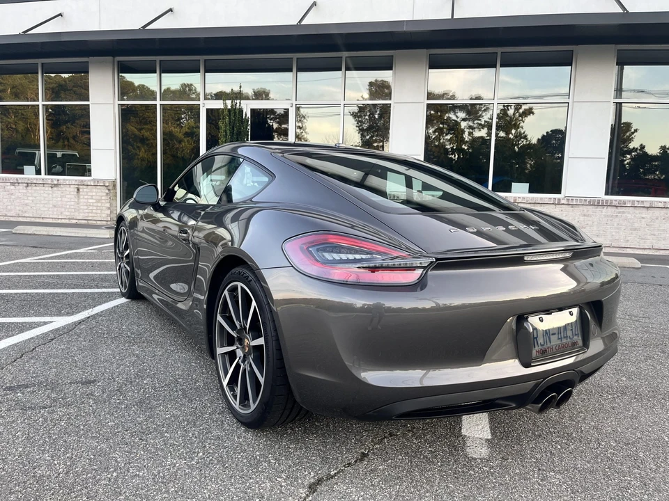 2016 Porsche 981 Cayman S - Image 16 of 31