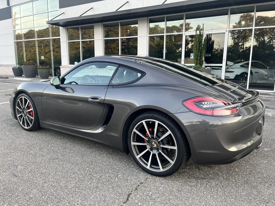 2016 Porsche 981 Cayman S - Image 15 of 31