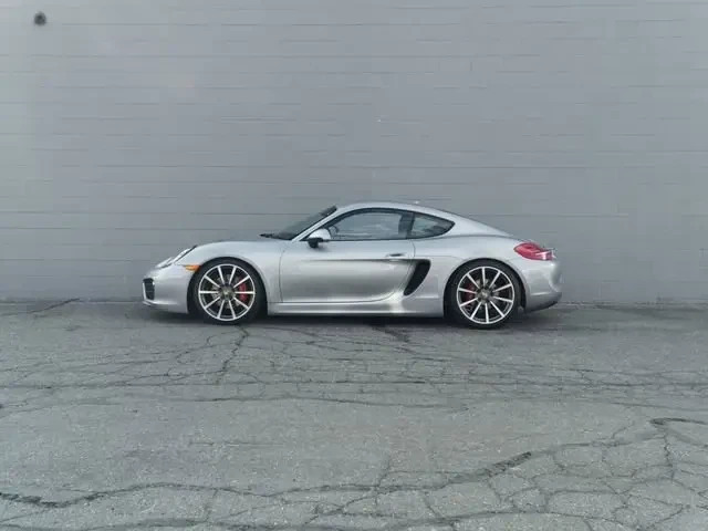 2016 Porsche 981 Cayman S - Image 2 of 8