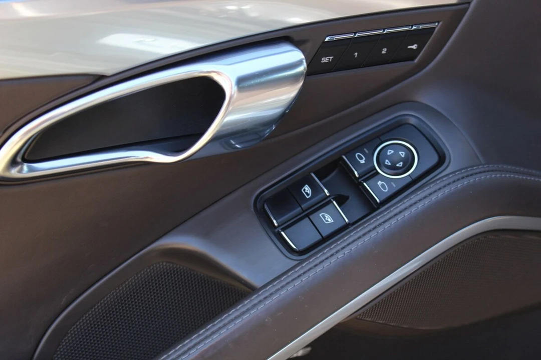 2016 Porsche 981 Cayman S - Image 8 of 24