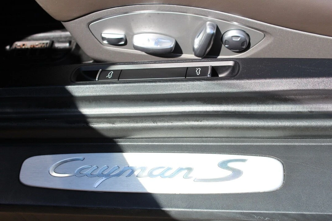 2016 Porsche 981 Cayman S - Image 10 of 24