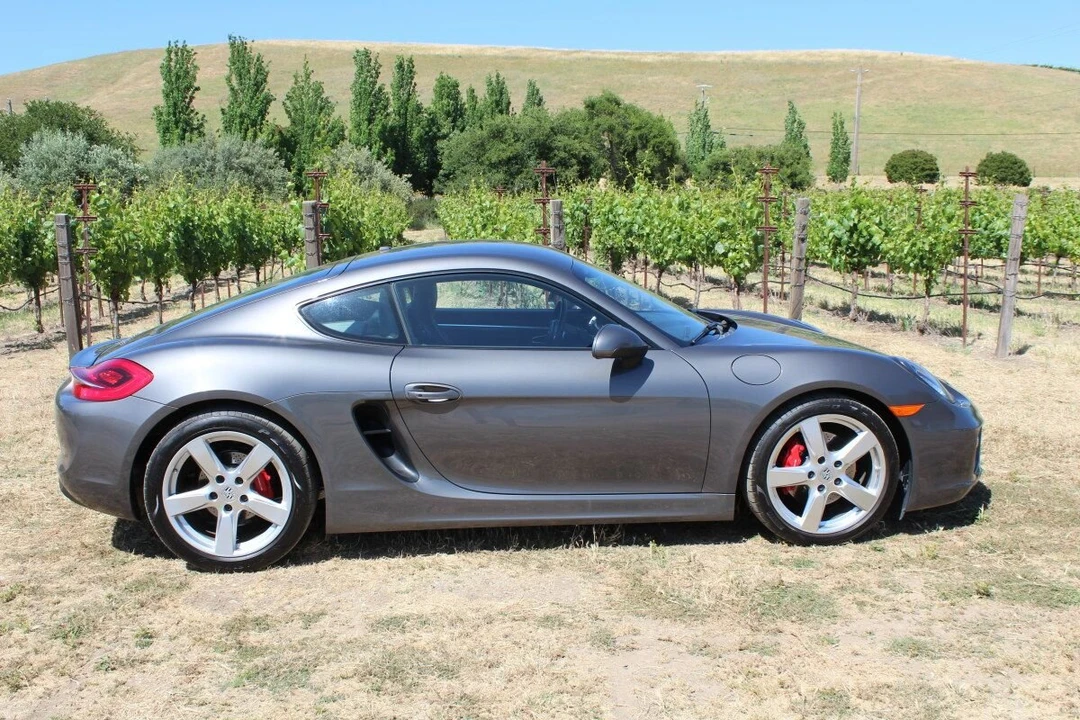 2016 Porsche 981 Cayman S - Image 17 of 24