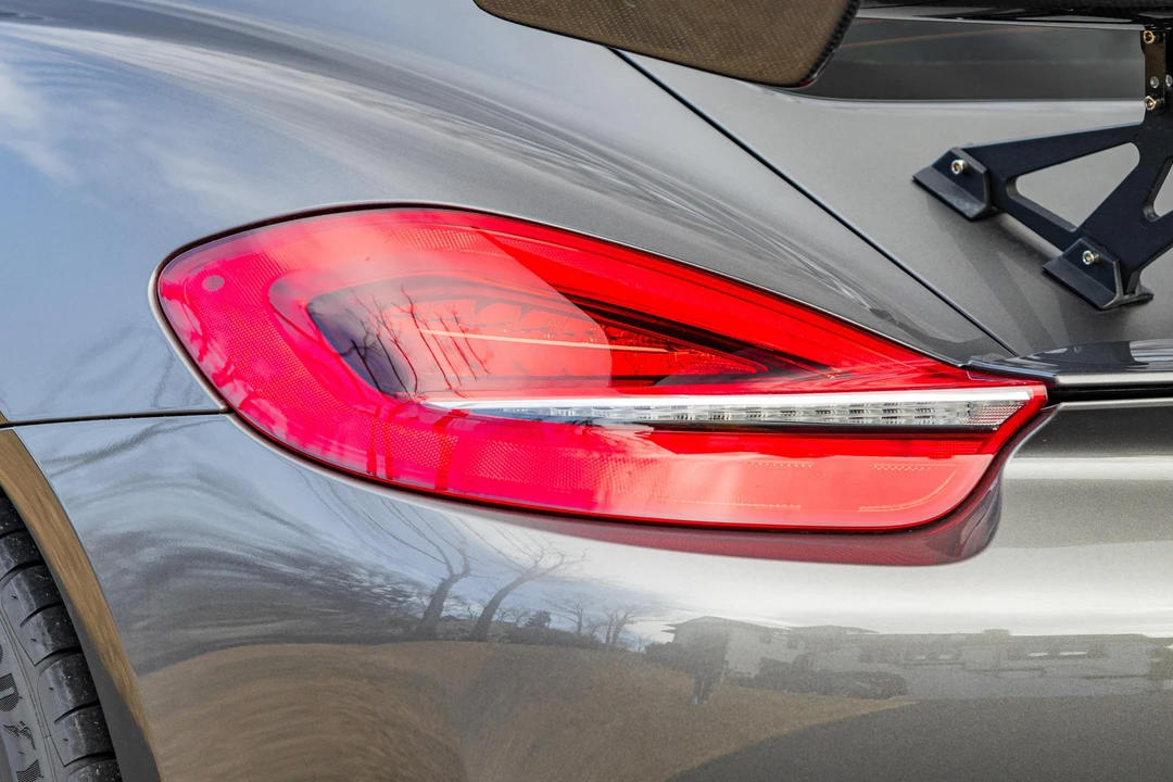 2016 Porsche 981 Cayman S - Image 24 of 31
