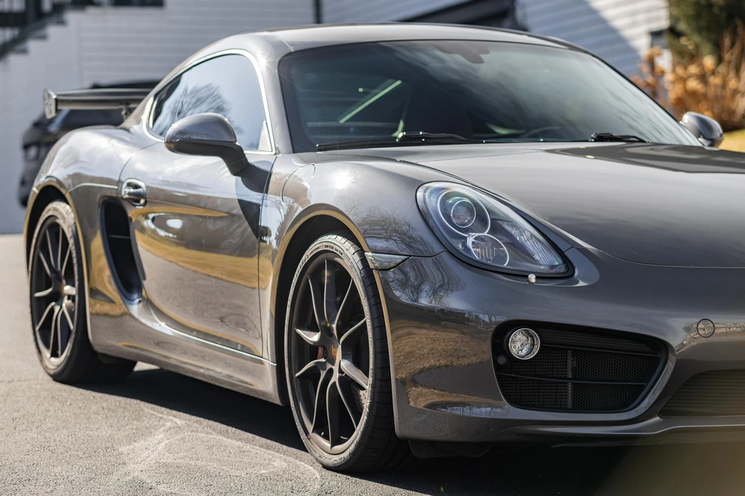 2016 Porsche 981 Cayman S - Image 11 of 31