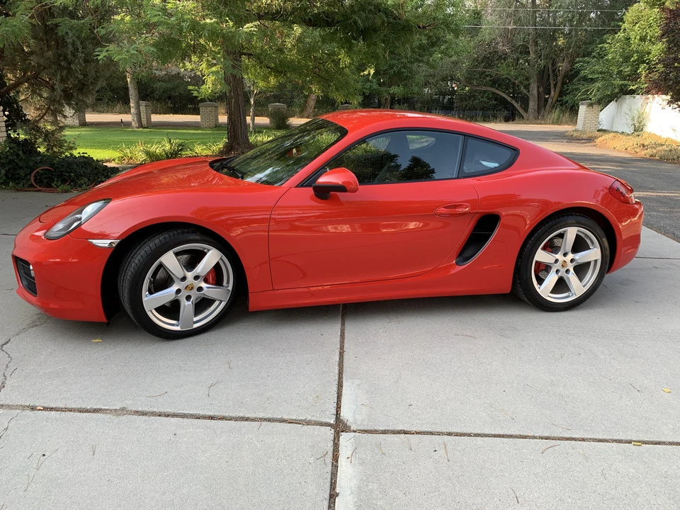 2016 Porsche 981 Cayman S - Image 8 of 31