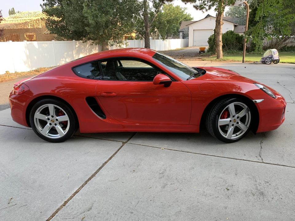 2016 Porsche 981 Cayman S - Image 16 of 31