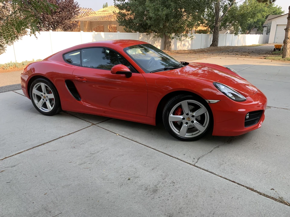 2016 Porsche 981 Cayman S - Image 17 of 31