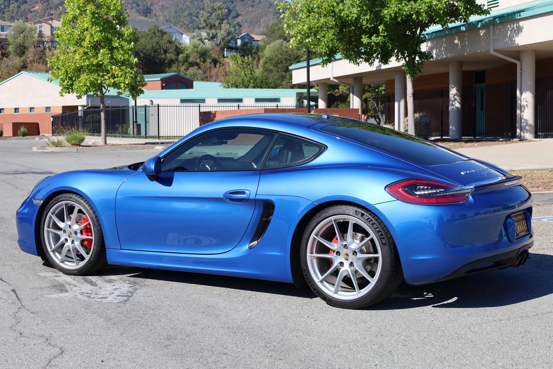 2016 Porsche 981 Cayman S - Image 8 of 31