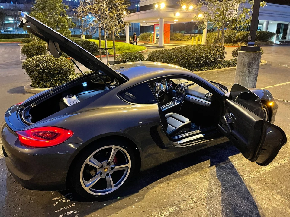 2016 Porsche 981 Cayman S - Image 6 of 18