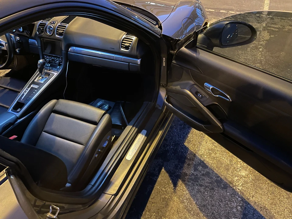2016 Porsche 981 Cayman S - Image 14 of 18