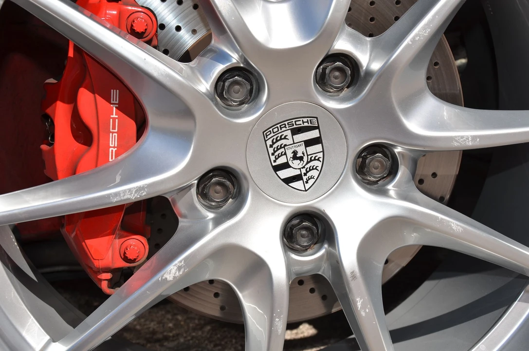 2016 Porsche 981 Cayman S - Image 5 of 10