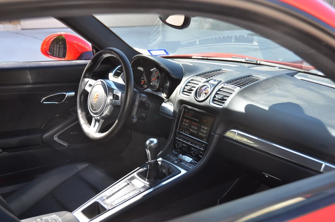2016 Porsche 981 Cayman S - Image 3 of 10