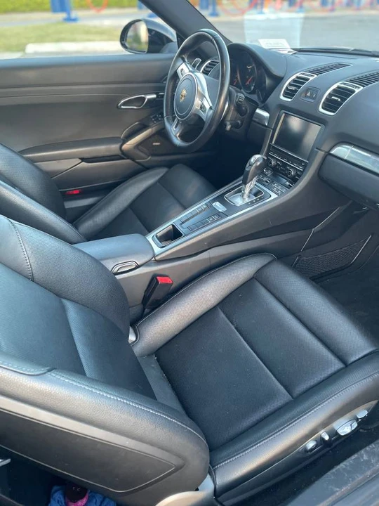 2016 Porsche 981 Cayman - Image 6 of 18
