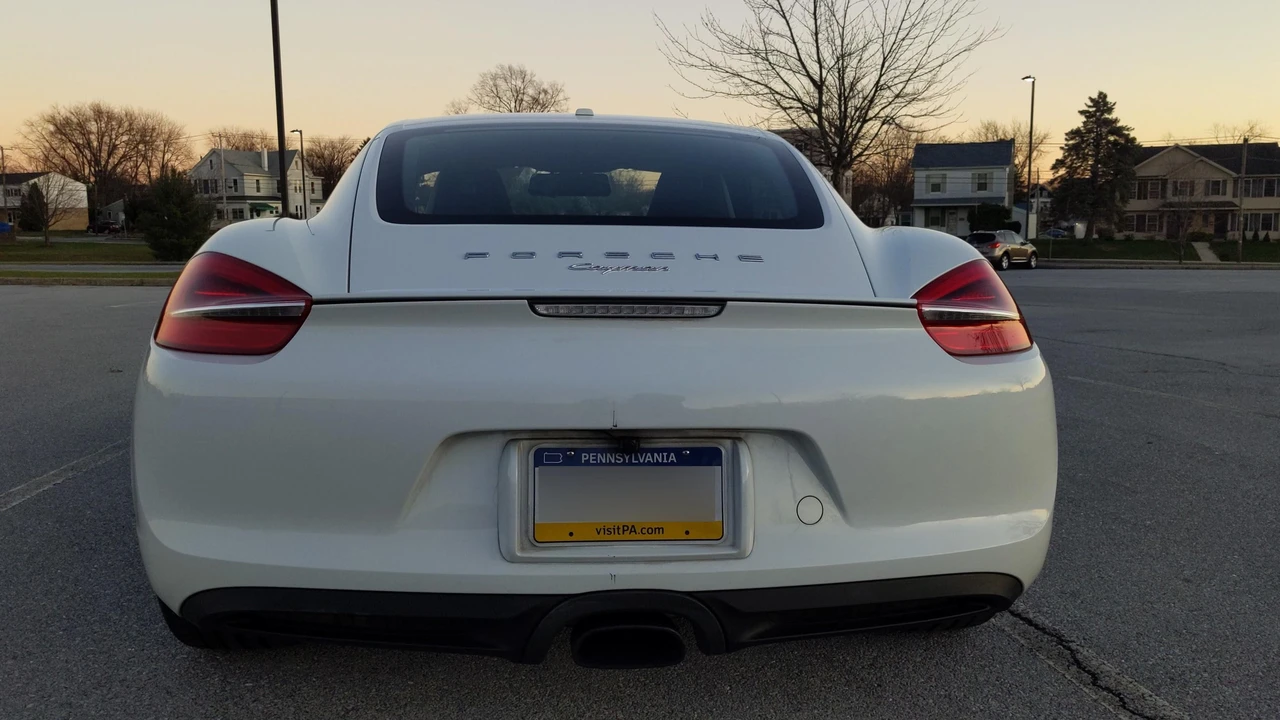 2016 Porsche 981 Cayman - Image 7 of 25