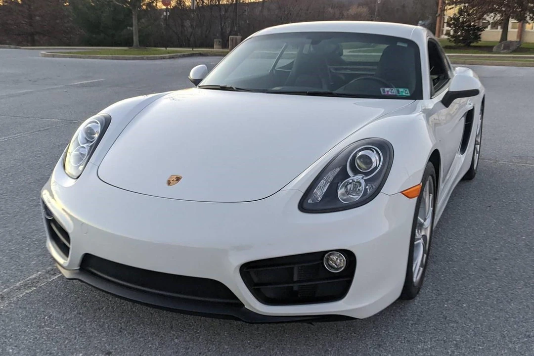 2016 Porsche 981 Cayman - Image 3 of 25