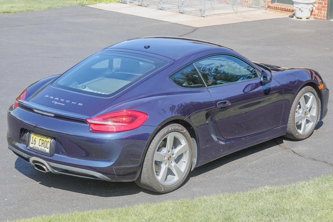 2016 Porsche 981 Cayman - Image 4 of 31