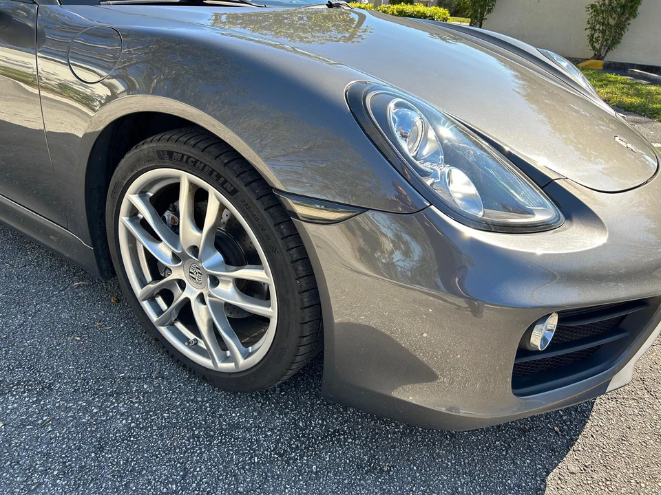 2016 Porsche 981 Cayman - Image 26 of 31