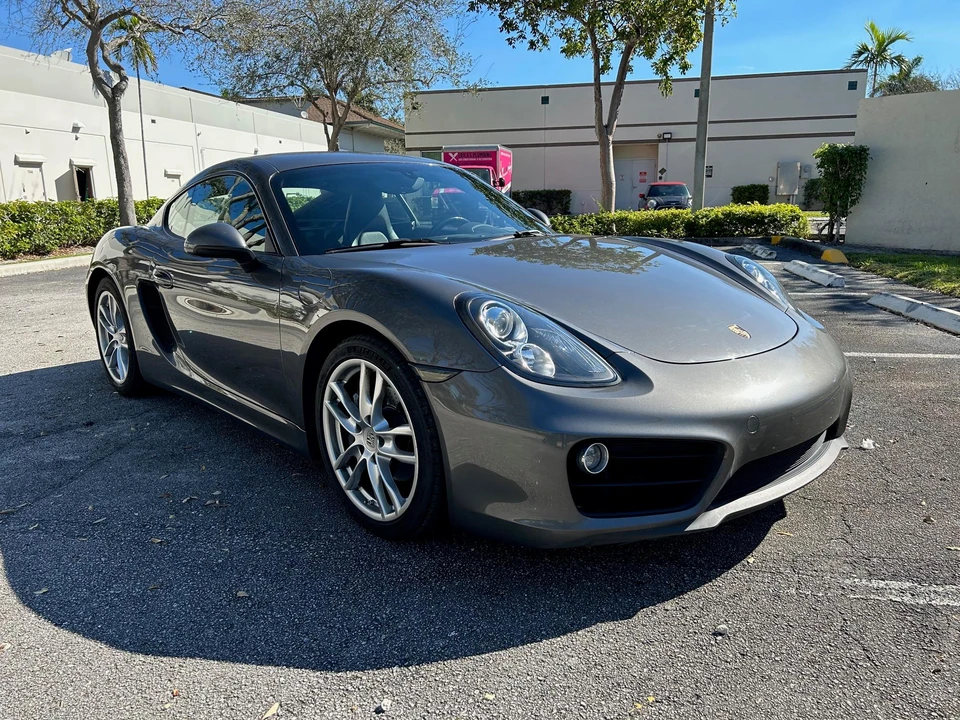 2016 Porsche 981 Cayman - Image 24 of 31