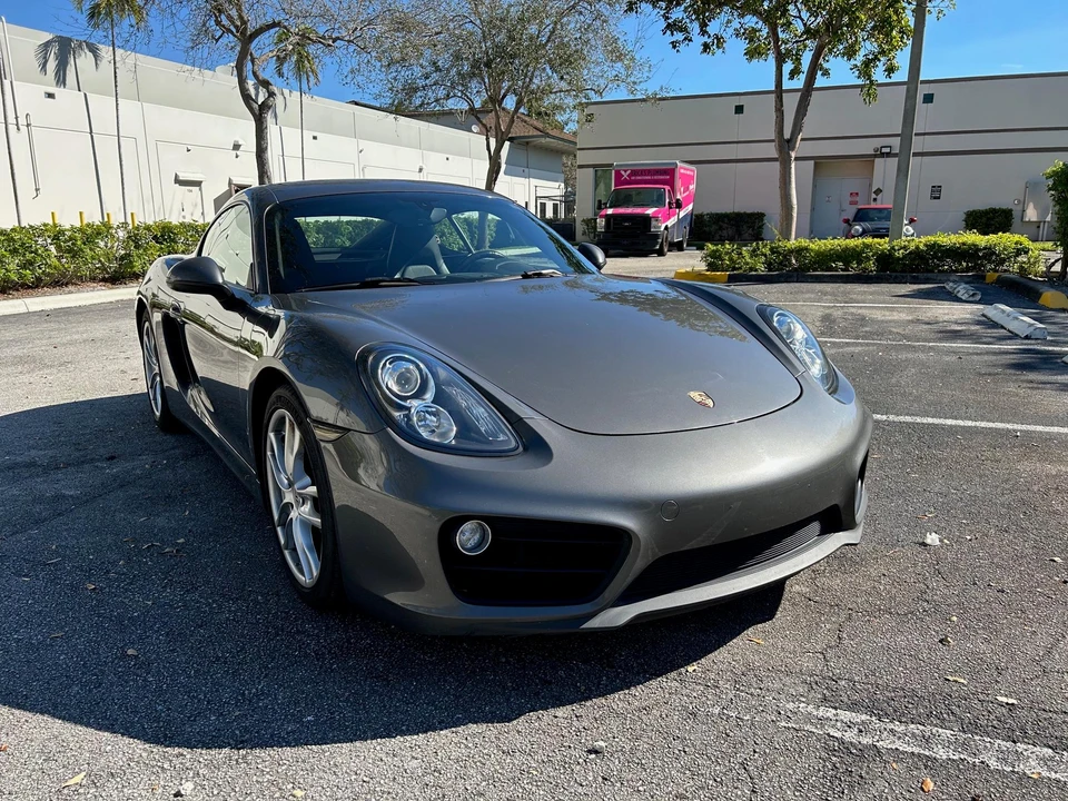 2016 Porsche 981 Cayman - Image 25 of 31