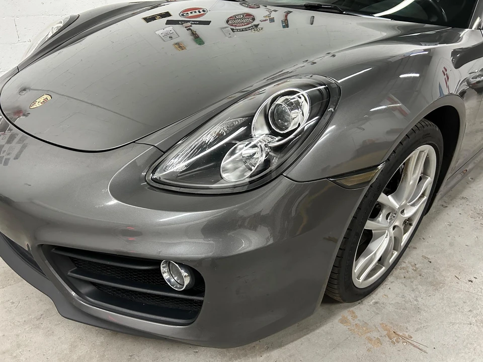 2016 Porsche 981 Cayman - Image 29 of 31