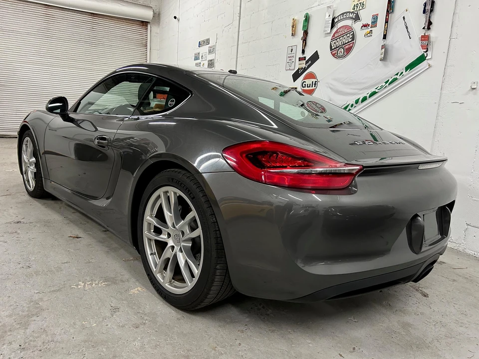 2016 Porsche 981 Cayman - Image 14 of 31