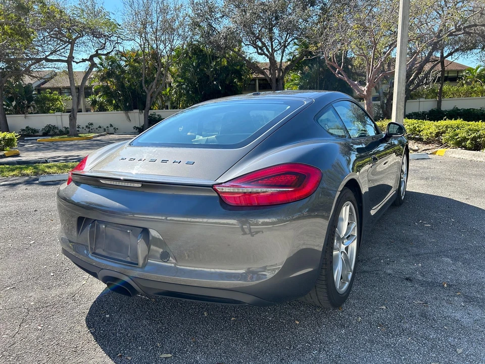 2016 Porsche 981 Cayman - Image 19 of 31